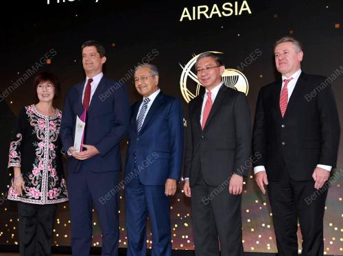 SGP23_12112018_ANUGERAH_ASEAN
