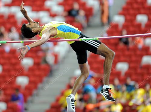 SGP33_11062015_LOMPAT_TINGGI