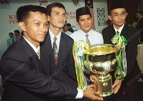 SK01-11_10_2000_KUIZ_NEGARA_11102000