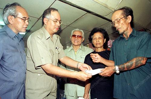 SK01-18_08_2000_NAJIB_RAZAK_12012016