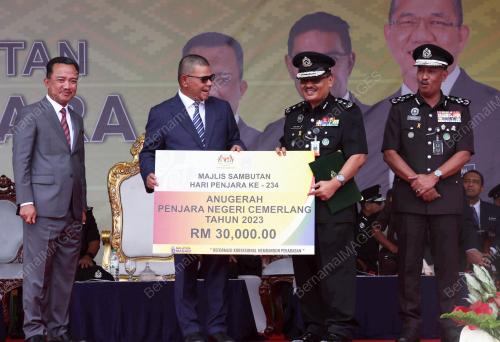 DATUK SERI SAIFUDDIN NASUTION ISMAIL