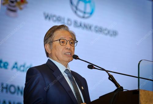 TAN SRI ABANG JOHARI TUN OPENG
