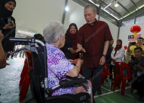 DATUK SERI FADILLAH YUSOF