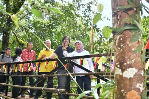DATUK SERI NANCY SHUKRI