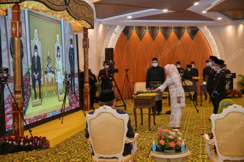 MAJLIS ANGKAT SUMPAH KABINET BAHARU SARAWAK