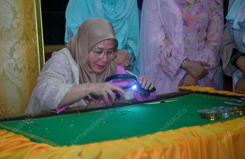 TUNKU HAJAH AZIZAH AMINAH MAIMUNAH