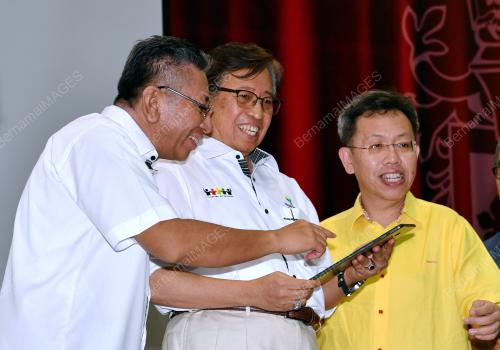SK01_04082018_YAYASAN_SARAWAK_BN201808034911