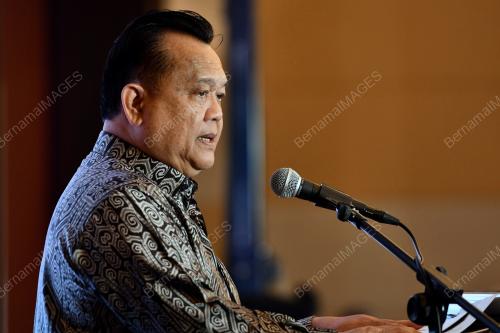 DATUK SERI ALEXANDER NANTA LINGGI
