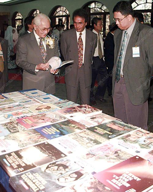 SK01_05022016_GURU_BUMIPUTERA