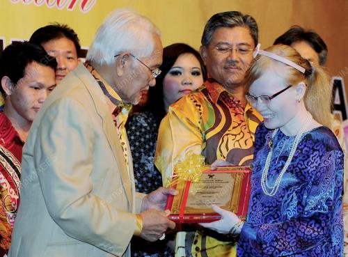 SK01_05122012_YAYASAN