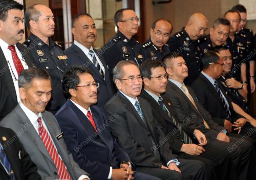 DATUK DR WAN JUNAIDI TUANKU JAAFAR