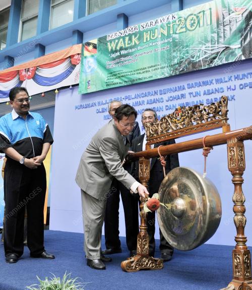 DATUK AMAR ABANG JOHARI TUN OPENG