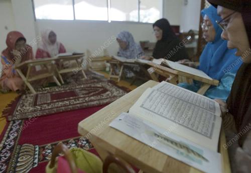 TADARUS_AL-QURAN