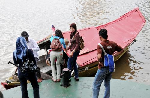 SK01_07012012_SAMPAN