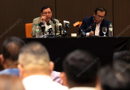 DATUK SERI DR STEPHEN RUNDI UTOM