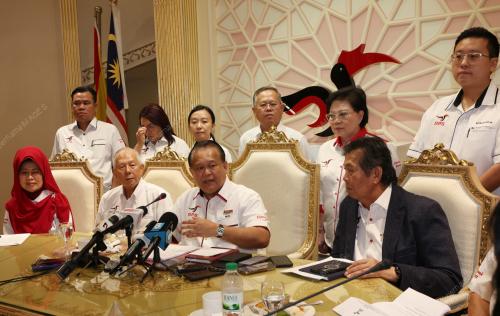 TAN SRI ABANG JOHARI TUN OPENG