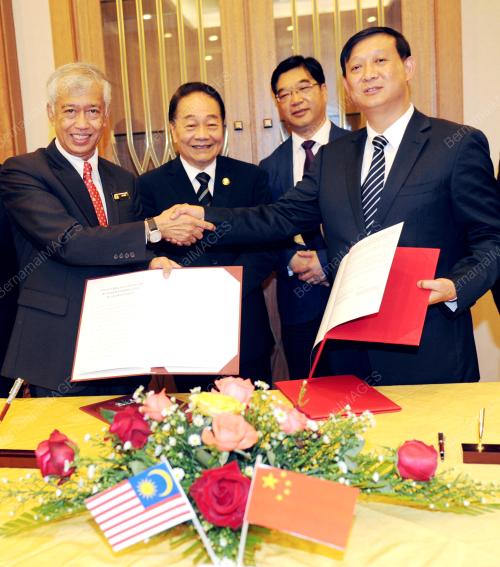 SK01_07052015_MALAYSIA_CHINA