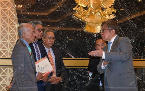 DATUK PATINGGI ABANG JOHARI TUN OPENG