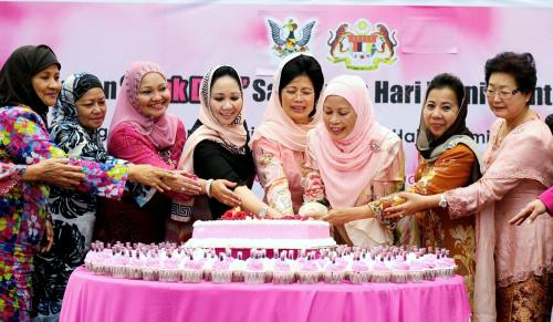 SK01_08032014_HARI_WANITA