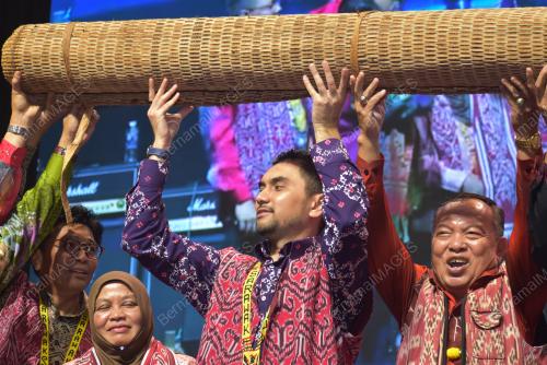 KHAIRUL FIRDAUS AKBAR KHAN
