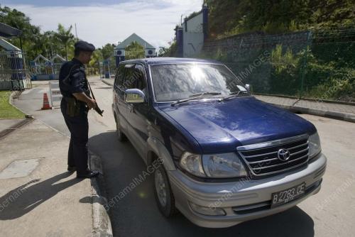 POLIS_BENDERA