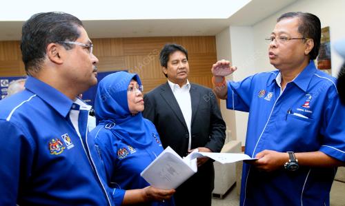 SK01_08102012_ISMAIL_KPDNKK