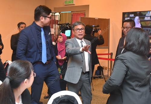SK01_08112018_SIDANG