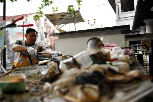 TRASH HERO KUCHING