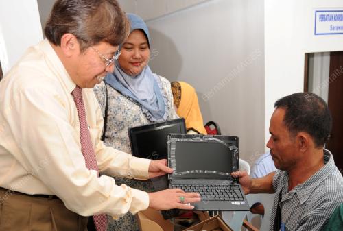 SK01_09072012_KOMPUTER_2