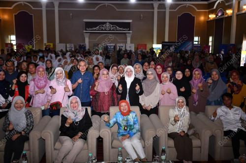 DATUK SERI NANCY SHUKRI