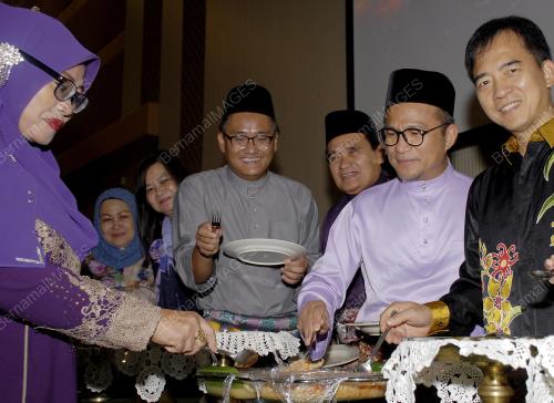 SK01_10072017_ANNUAR_PERPADUAN