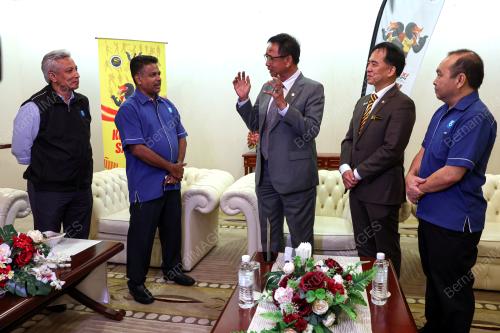 DATUK SERI ABDUL KARIM RAHMAN HAMZAH
