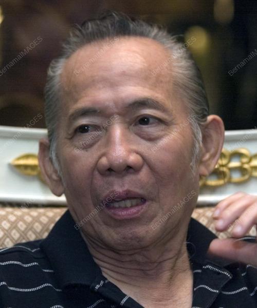 DR KHOO KAY KIM