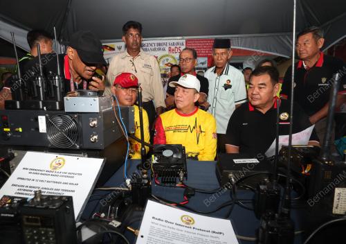 DATUK SERI FADILLAH YUSOF
