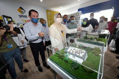 DATUK ZURAIDA KAMARUDDIN