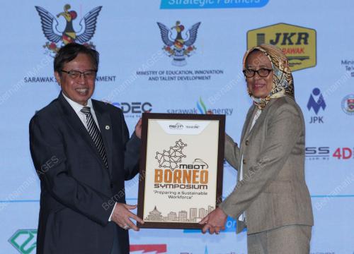 TAN SRI ABANG JOHARI TUN OPENG