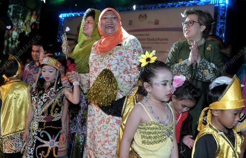 SK01_11112013_HARI_KANAK