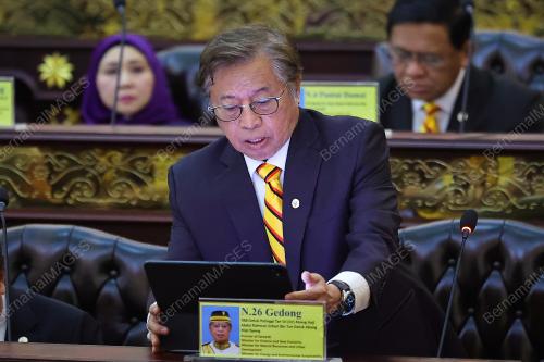 TAN SRI ABANG JOHARI TUN OPENG