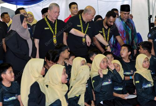 DATUK SERI FADILLAH YUSOF