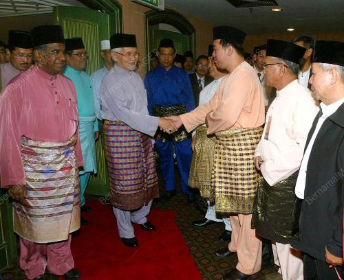 ABDUL TAIB MAHMUD
