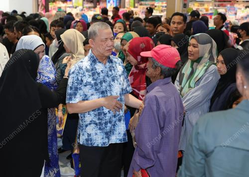 DATUK SERI FADILLAH YUSOF