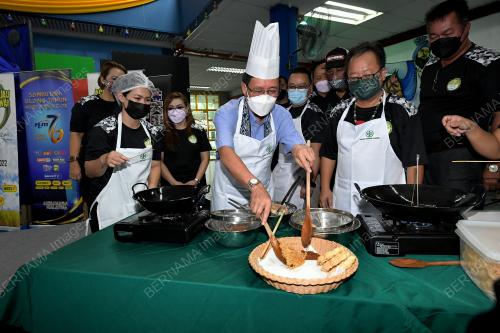 DATUK SERI DR STEPHEN RUNDI UTOM