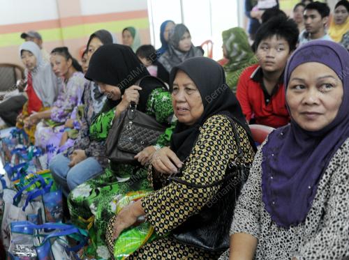 SK01_12072015_BANTUAN_RAYA