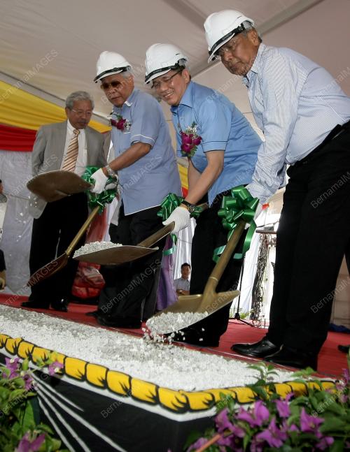 SK01_13042015_ADENAN_JALAN