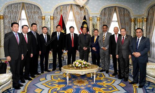 TAN SRI ABANG JOHARI TUN OPENG