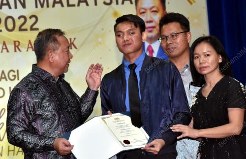 KEPUTUSAN STPM 2022