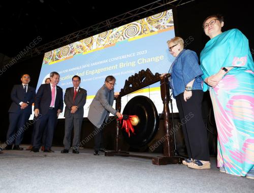 TAN SRI ABANG JOHARI TUN OPENG