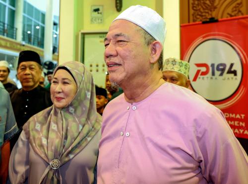 DATUK SERI FADILLAH YUSOF