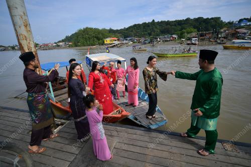 SK01_14062018_HARI_RAYA