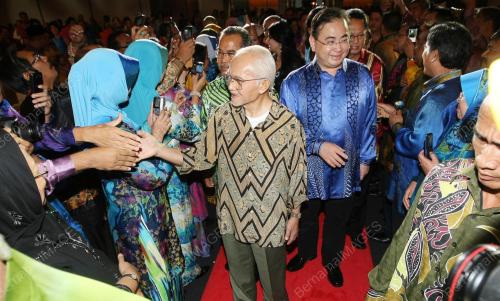 ABDUL TAIB MAHMUD